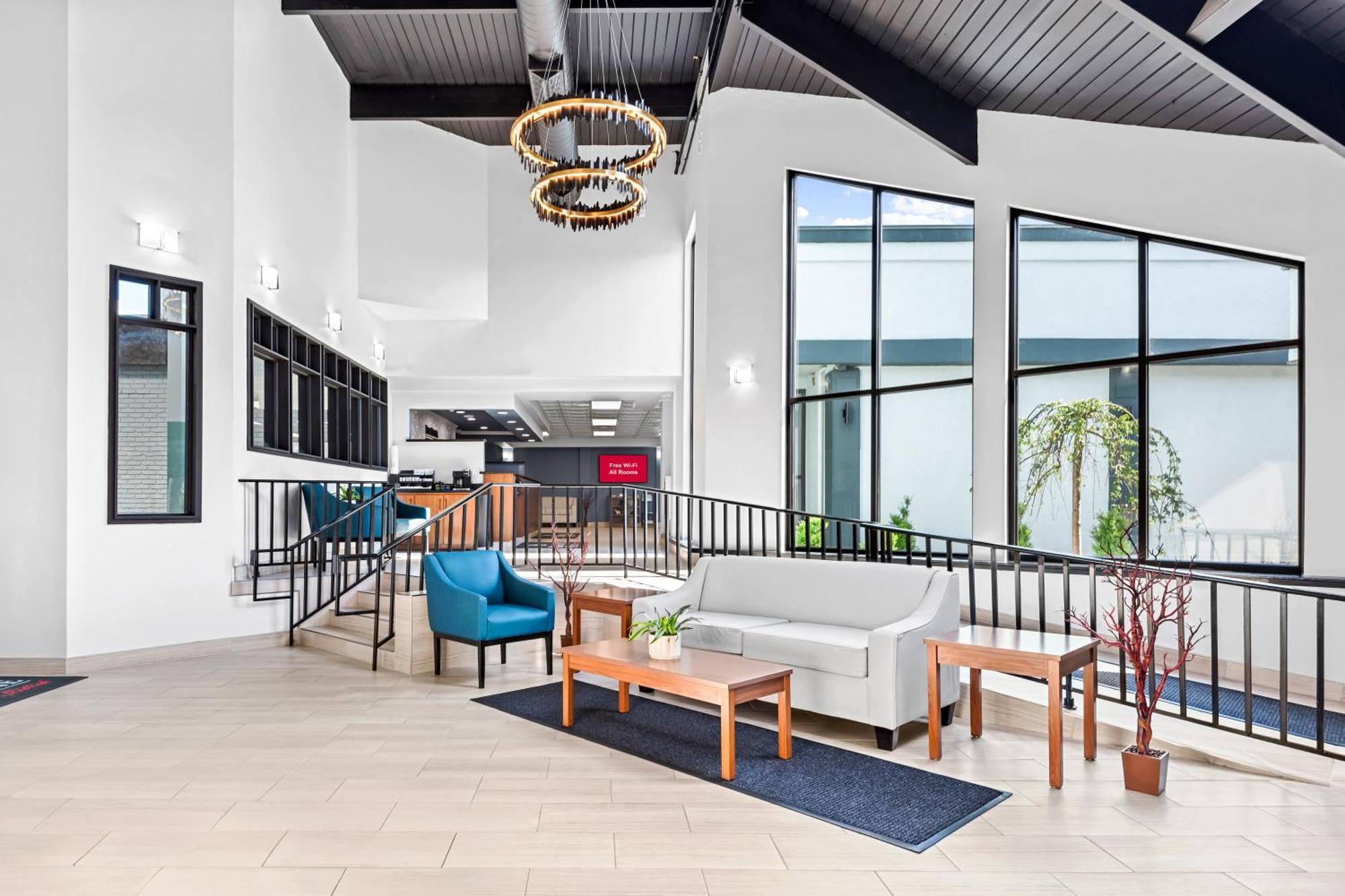 Hometowne Studios By Red Roof & Conference Center Κόρτλαντ Εξωτερικό φωτογραφία